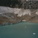 האגם הטרמינלי שנמצא למרגלות קרחון המלאך