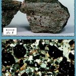 דוגמת יד של סלע שיסט המכיל את המינרל גרנט ותצלום דרך מיקרוסקופ אור מקטב של סלע גנייס המכיל את המינרל גרנט
